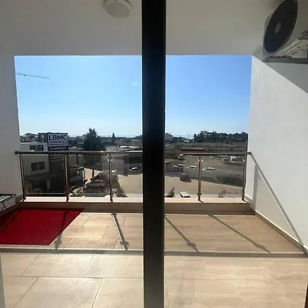 Park F Block Apartman